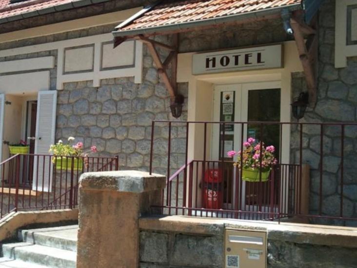 Hostellerie De Rimplas Exterior foto